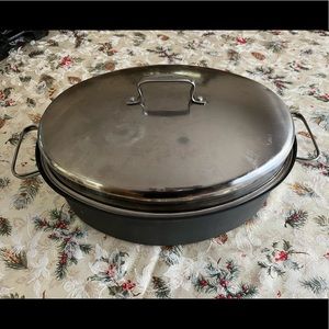 Belgique Elite Round roast pan